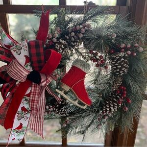 CustomMade Christmas/Holiday/Seasonal Wreath 24-26in.DeluxeMultipinefraserFur